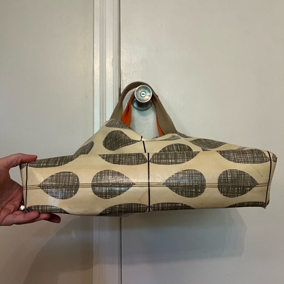 Orla Kiely Multi-Leaf Pattern Hobo Bag - Picture 3 of 7